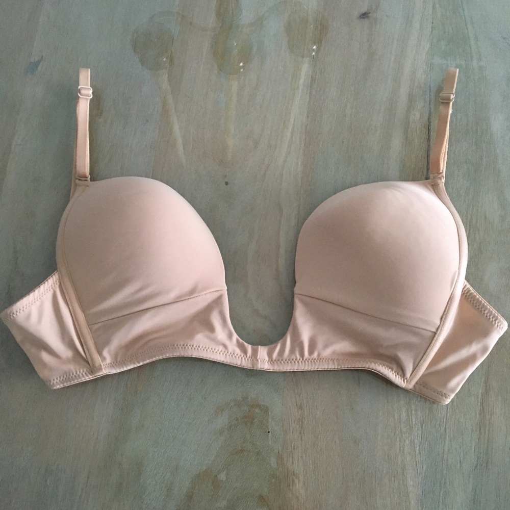 V Bra